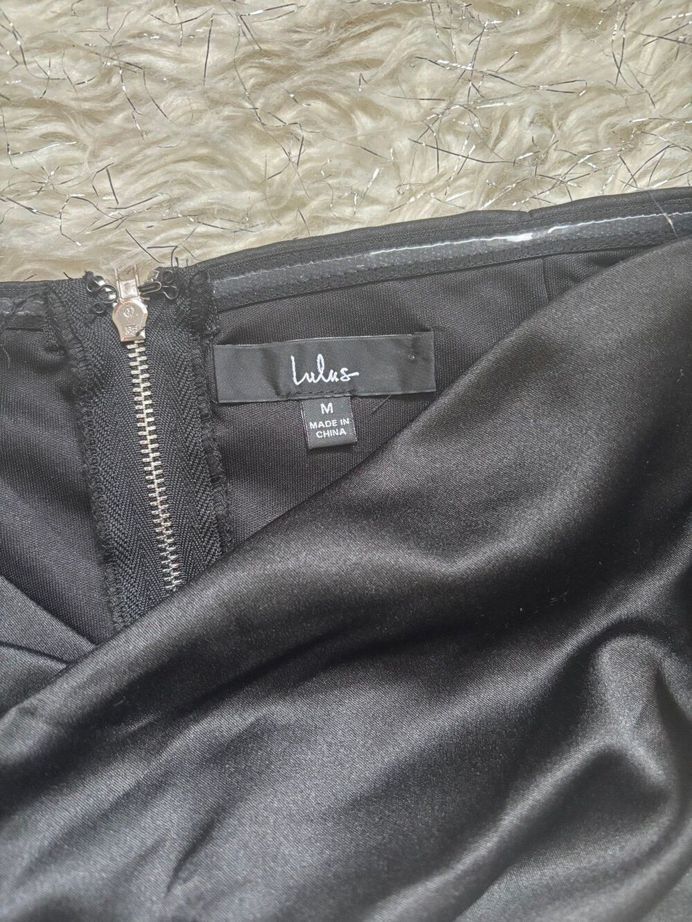 Lulu’s Crop Top - Picture 4 of 9